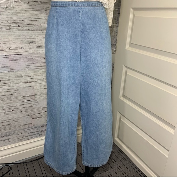 VINTAGE 90's High Waisted Blue Light Wash Cropped Jeans Wide Leg Side Zip Sz 10 - Picture 4 of 16